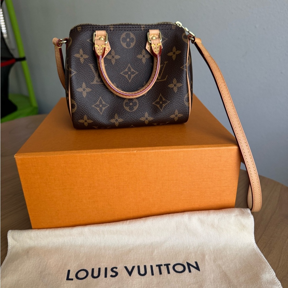 Louis Vuitton Nano Speedy